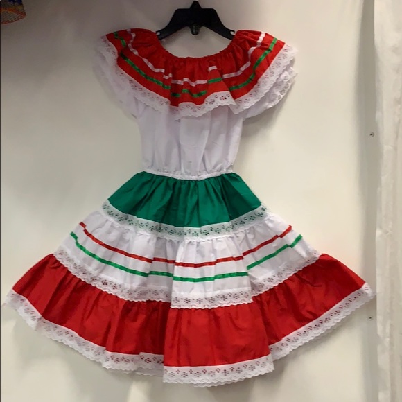 isabelle animal crossing green dress Mexican 